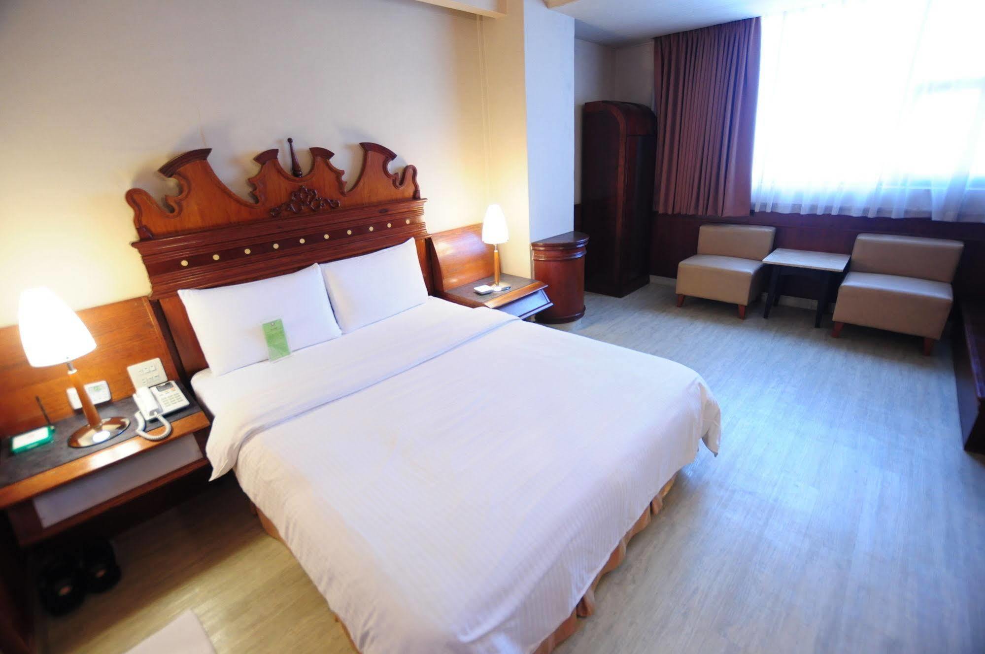 Kindness Hotel Wu-Jia Kaohsiung Extérieur photo