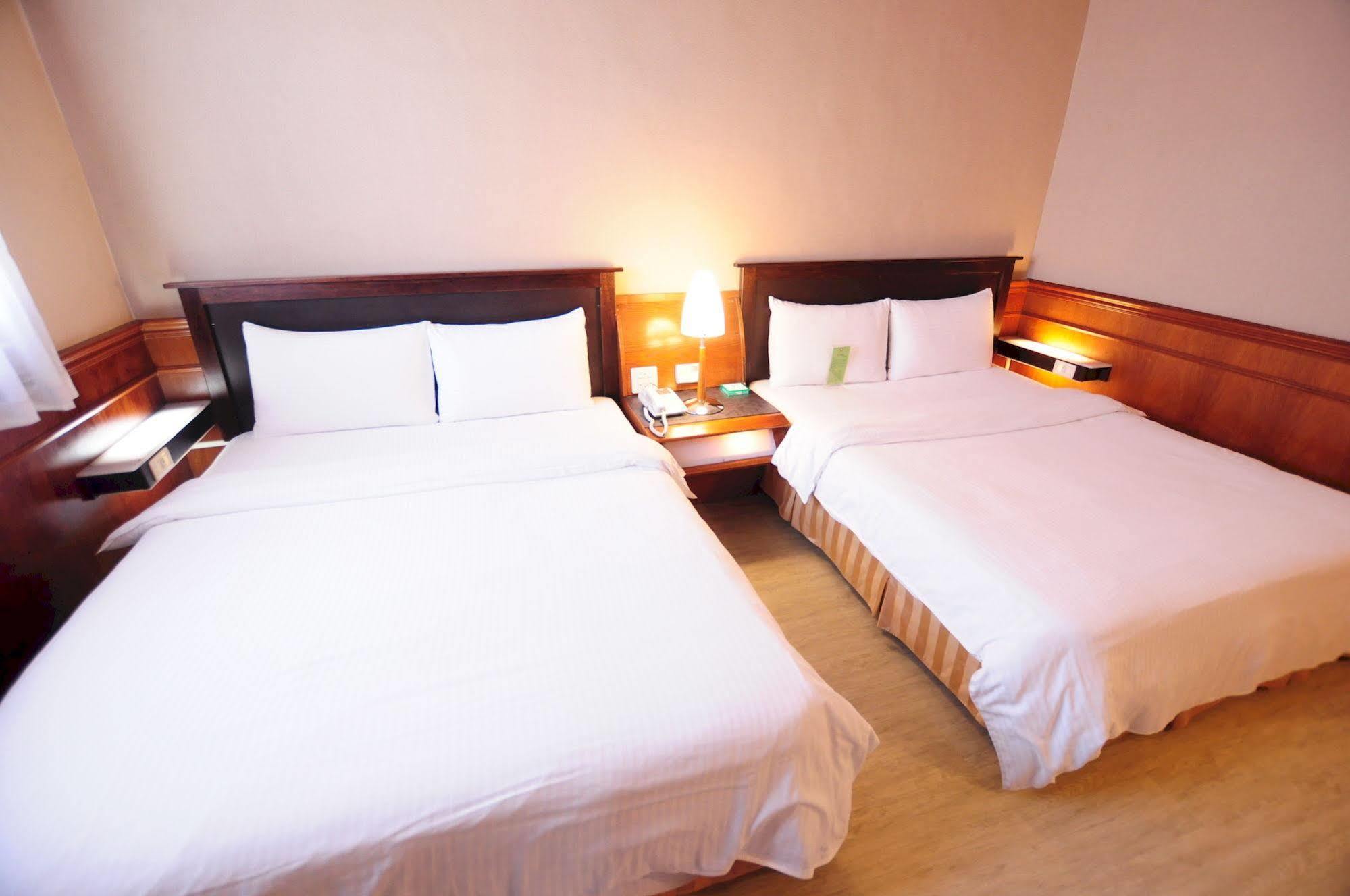 Kindness Hotel Wu-Jia Kaohsiung Extérieur photo