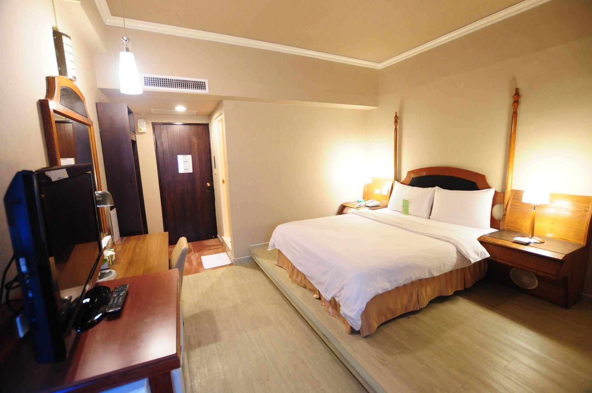 Kindness Hotel Wu-Jia Kaohsiung Extérieur photo