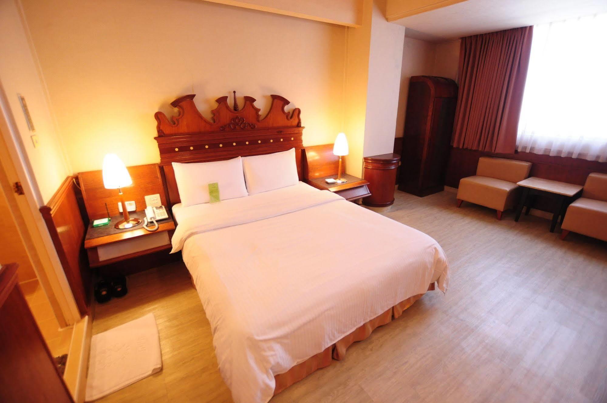 Kindness Hotel Wu-Jia Kaohsiung Extérieur photo
