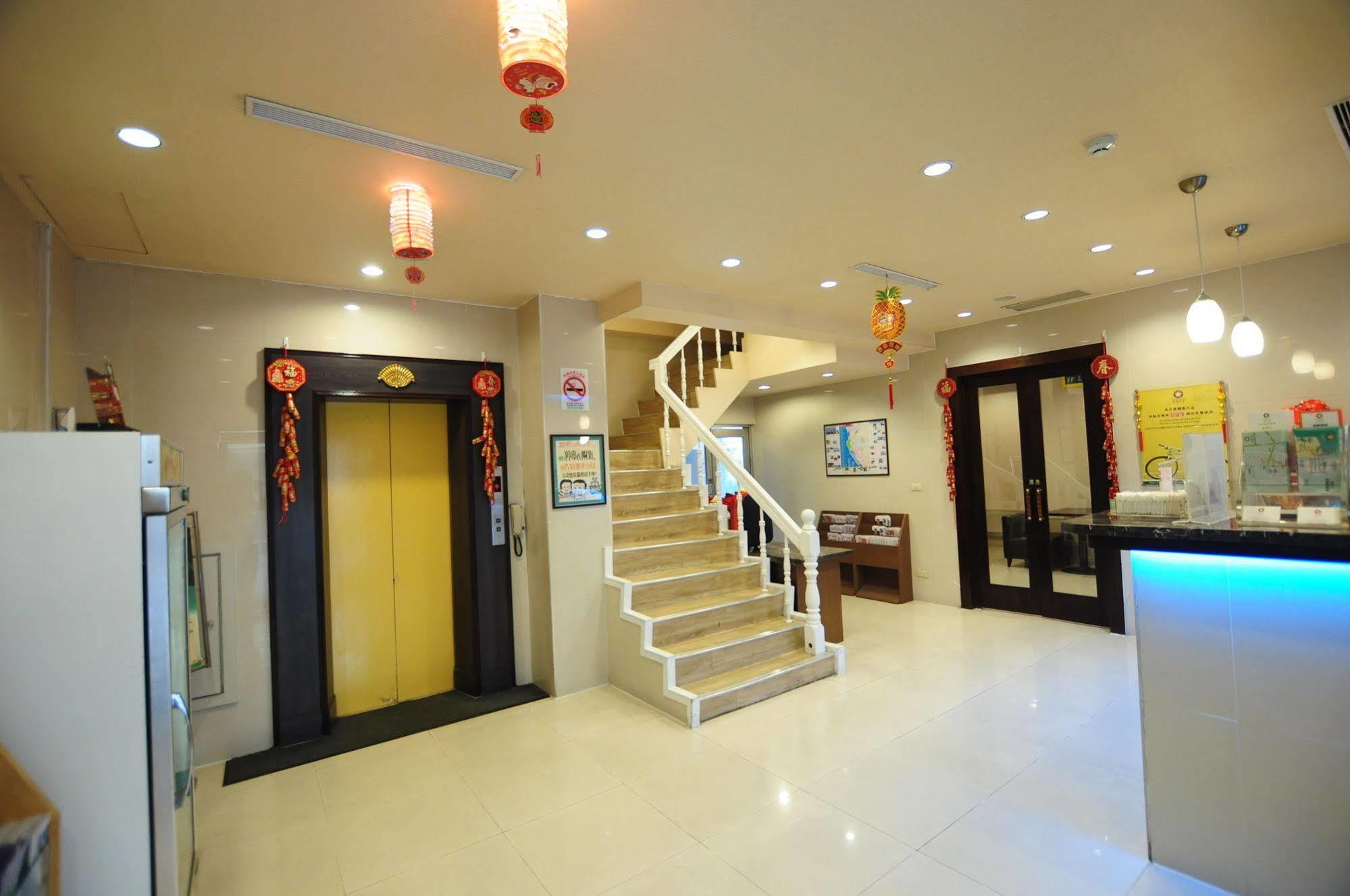 Kindness Hotel Wu-Jia Kaohsiung Extérieur photo